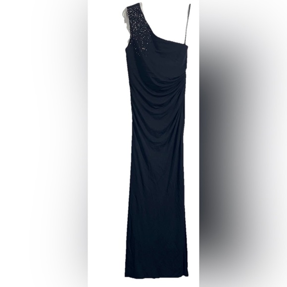 Laundry by Shelli Segal Beaded One
Shoulder Gown Black Jersey Size 4 Maxi Dress - Picture 1 of 12